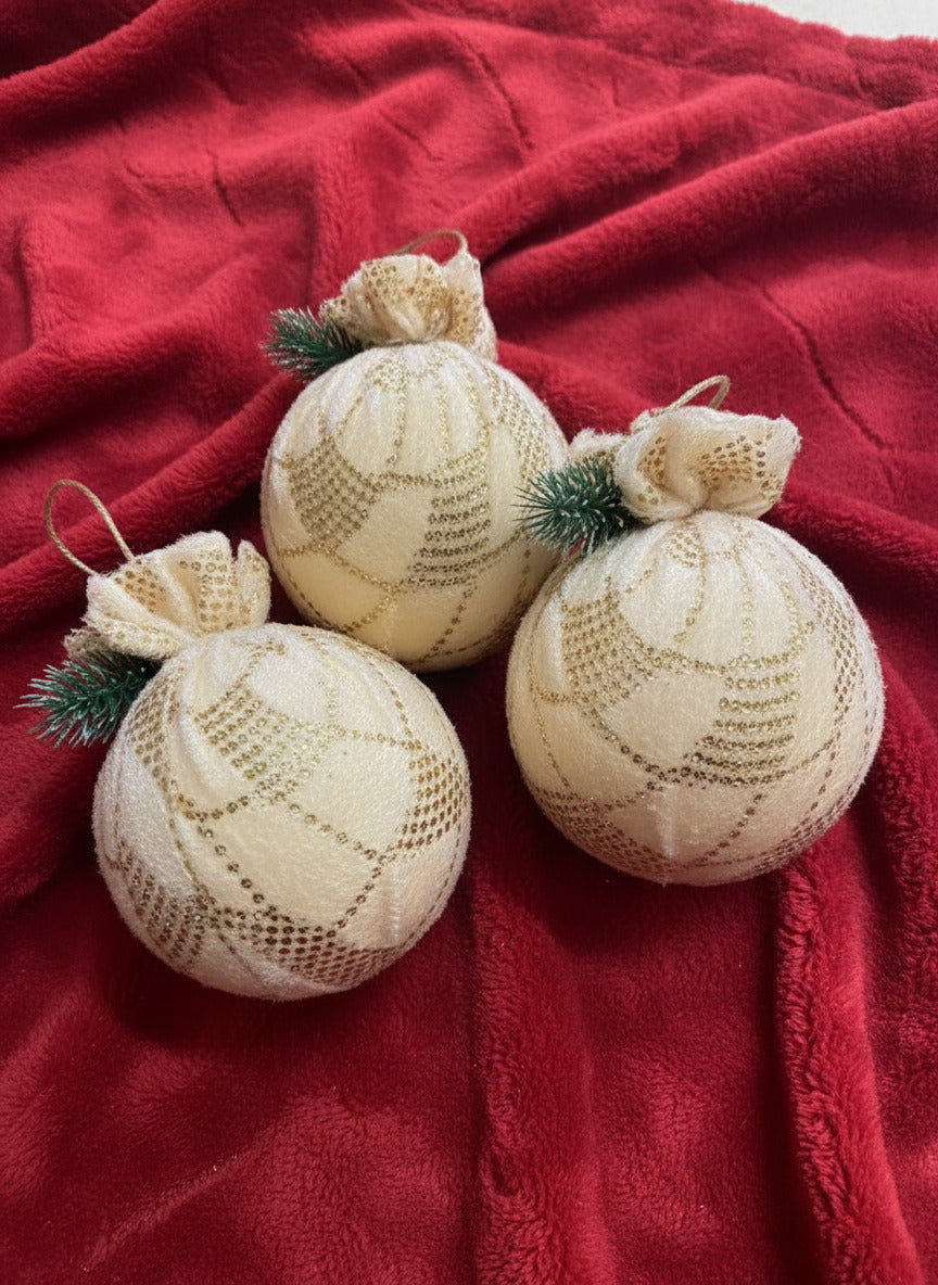 Beige Velvet Balls [Medium]